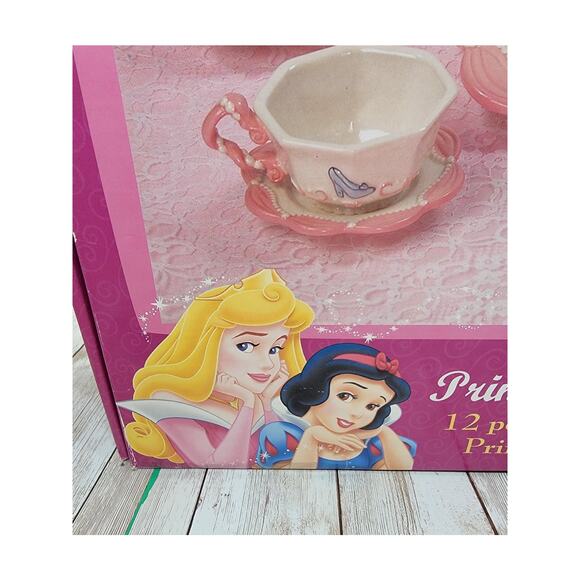 Complete Disney Princesses 12 Piece Fine Ceramic Tea Set 2003 Brass Key Box 1537 - Picture 9 of 10